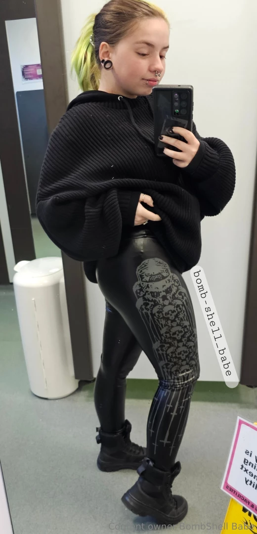 Today was a bad day to wear a plag to class it s presentation day and 