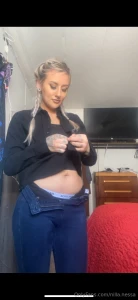 Strip tease then i play with pussy and bend over so you can see it all part 5