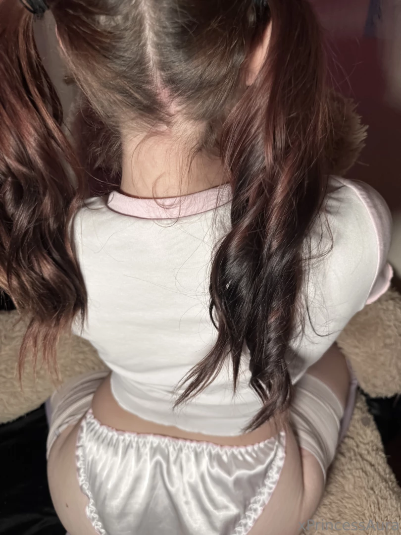 Bedtime hmmm me and big bear wanna plays part 1 