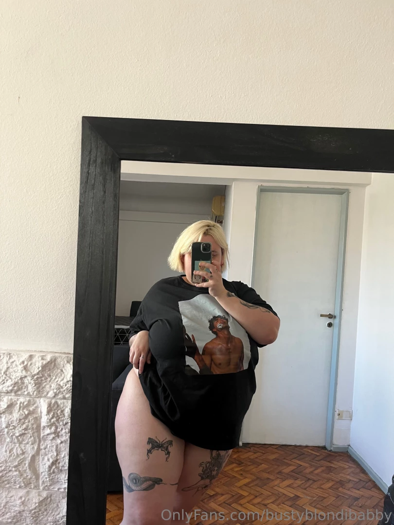 Being indoors all day has me feeling low-key horny 