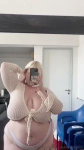 Can you admit that this video is smooth lol i generally prefer pics
