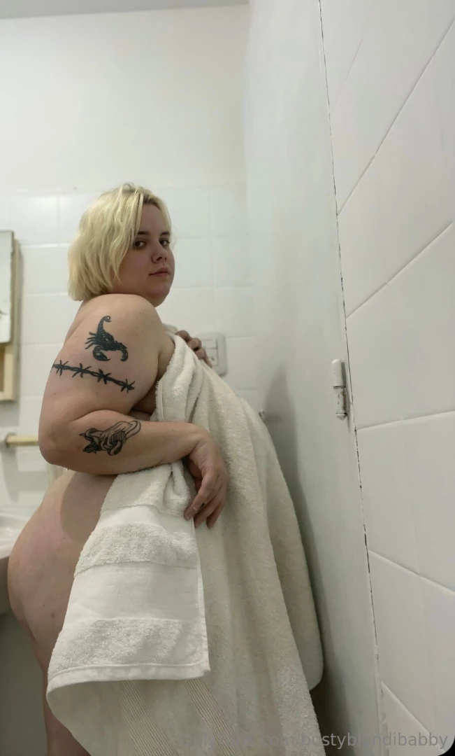 Time for some hot late night shower haha 