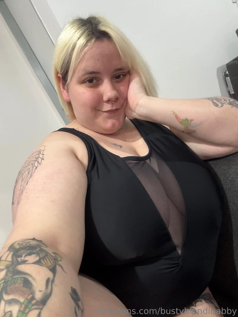 How s your day going baby come tell me all about it 