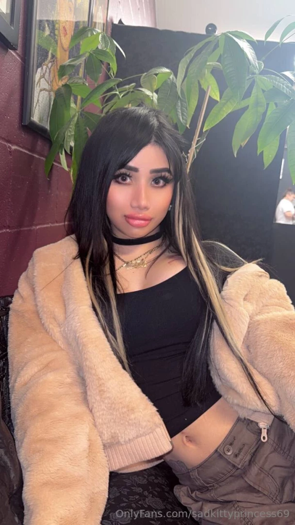 How do i look please be honest 