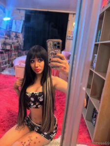 The mirror was impressed