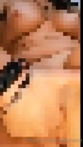 Damn i am blessed w such a pretty pussy even i can t keep my hands off