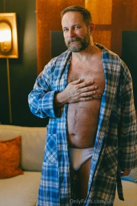 Who wants to cuddle with dad in his robe i would love to open it up part 2