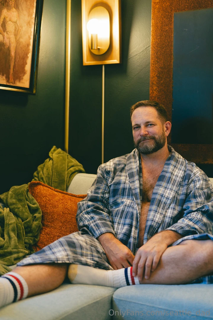 Who wants to cuddle with dad in his robe i would love to open it up part 4 