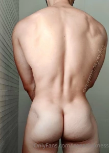 Front or back part 779