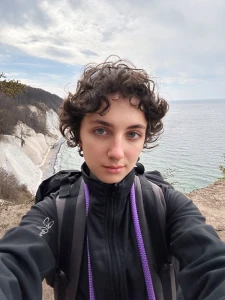 I love photos and mountains do you enjoy hiking or are you more of a