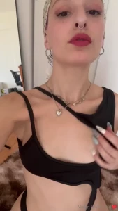 Wanna sext with me i love tease