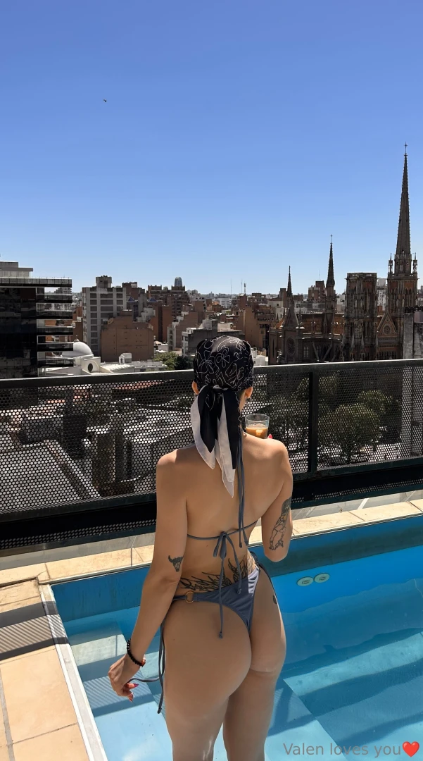 Back or front part 384 