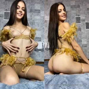 Welcome to ariana_perfection page this beauty with waiting for you to part 140