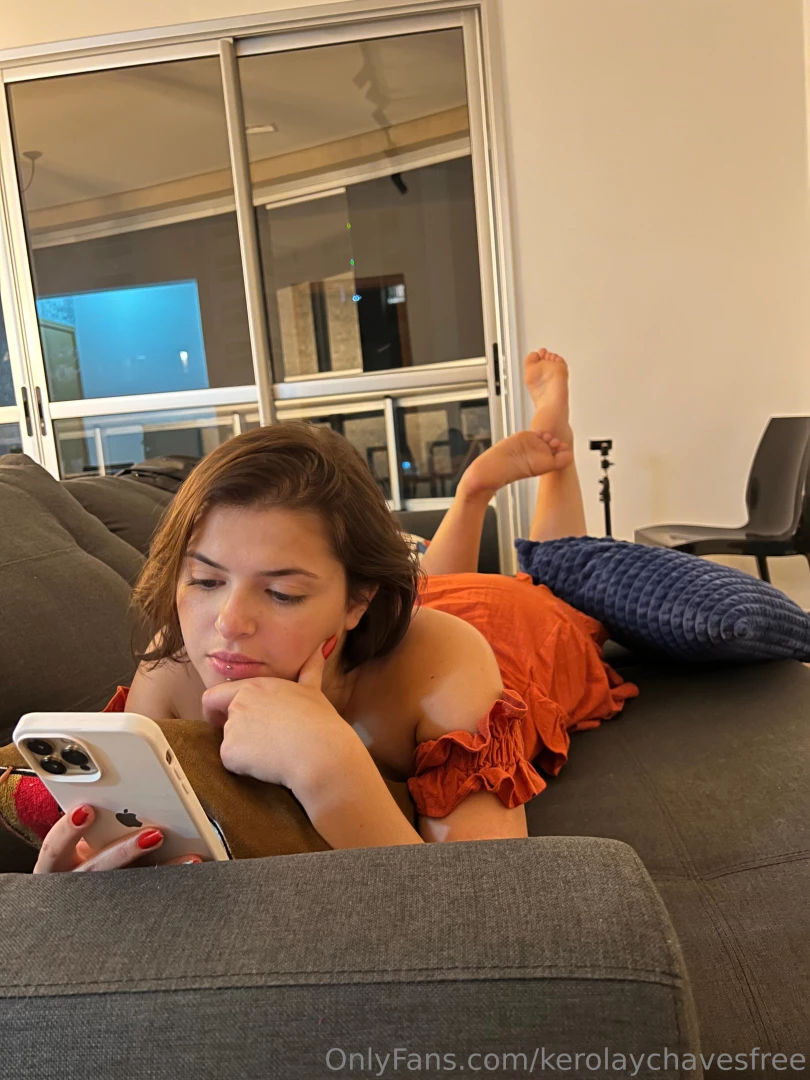 Hi my love are u around send me a message i d love to talk to u oi meu 