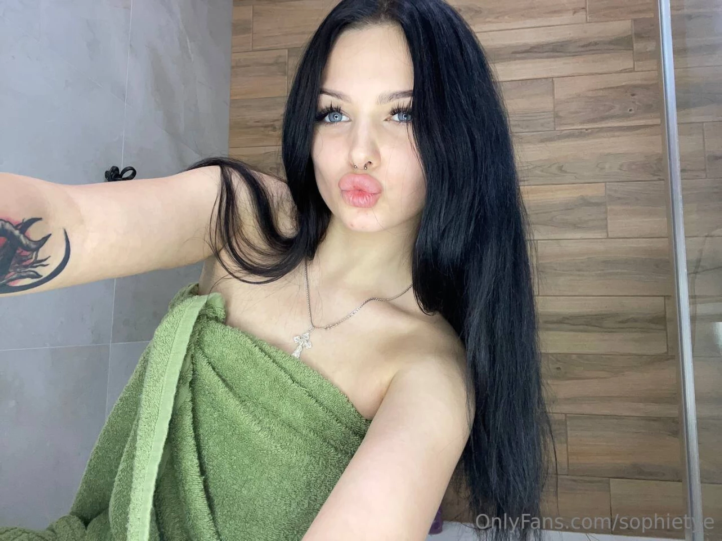 Hot shower - my favorite type of therapy nbsp the best feeling ever part 1 