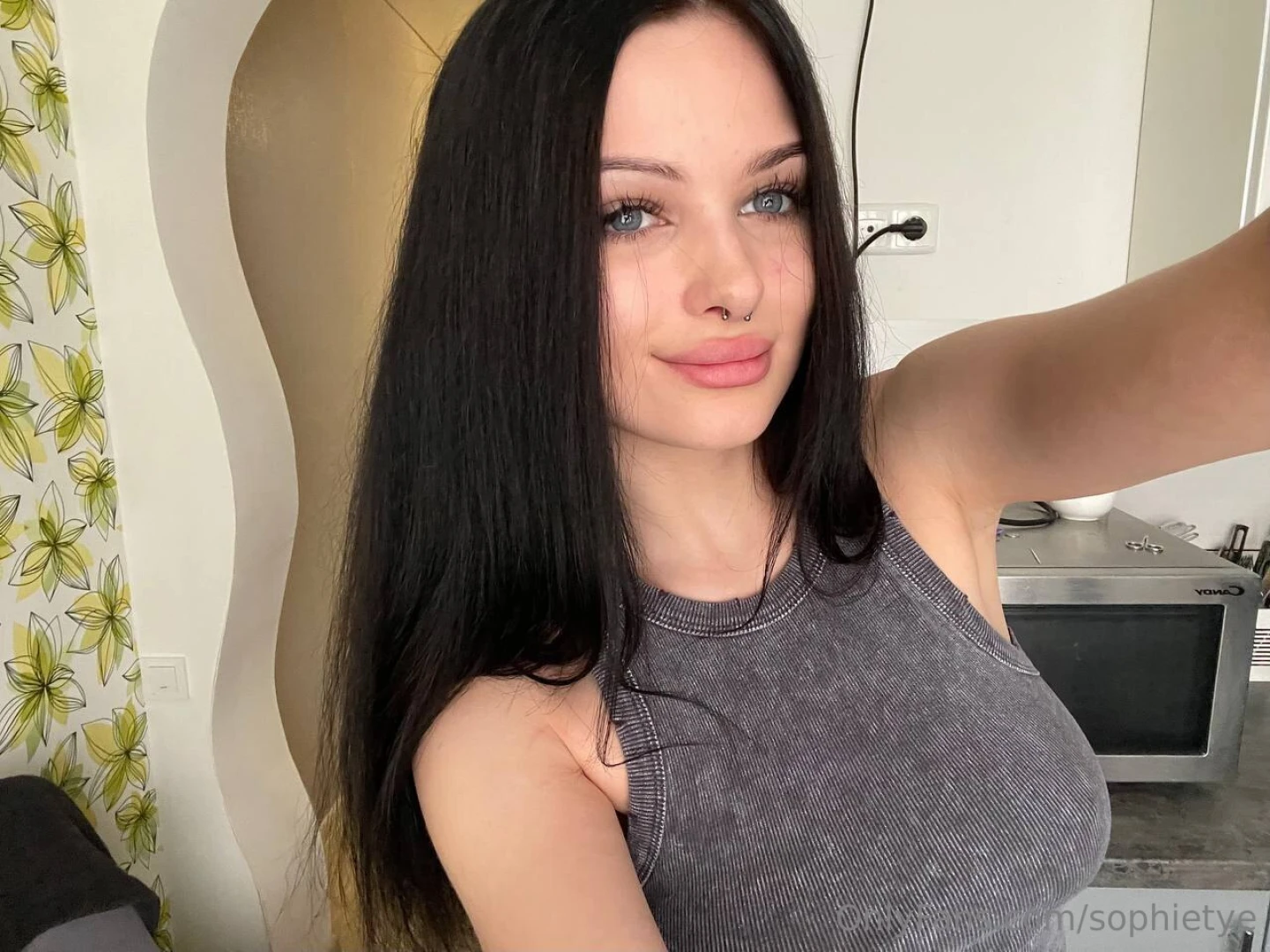 Is it just that selfies still attract attention 