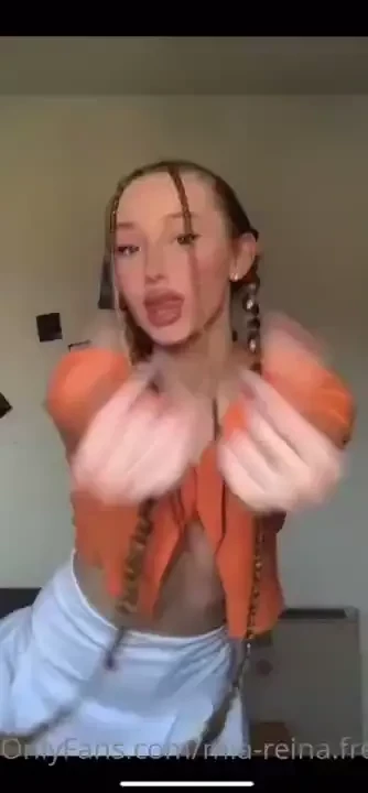 Feel extremely naughty today i have no bra on me would u like to go 