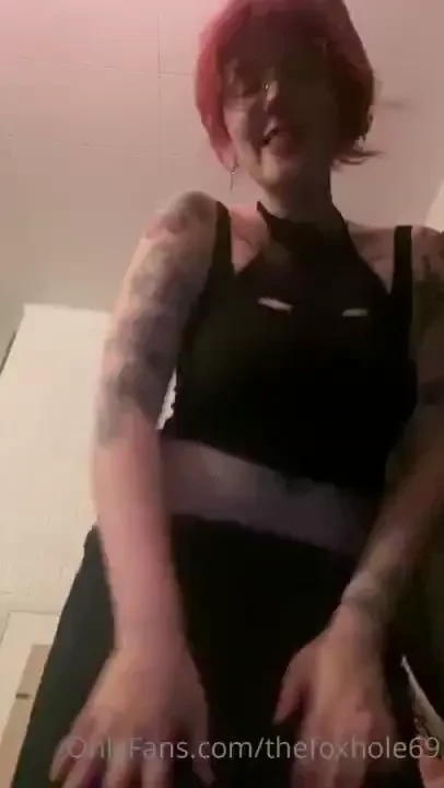 Strip tease tip please lol 