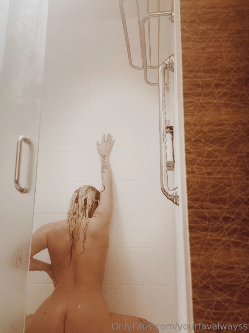 Bundle 40 media full body nudes titties amp ass stripping naked shower 