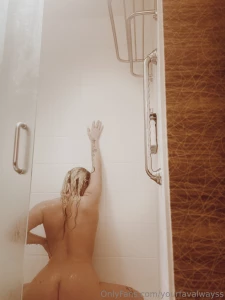 Bundle 40 media full body nudes titties amp ass stripping naked shower