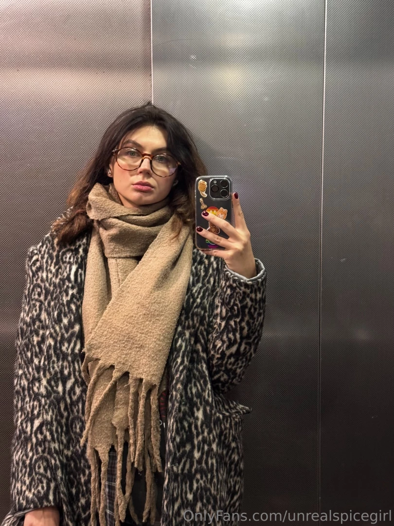 There is no harder job than trying to look beautiful from eight in the part 1 