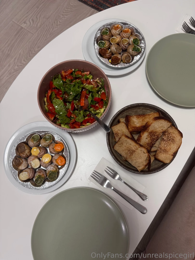 Food does not serve only to fill the belly but also to warm the soul 