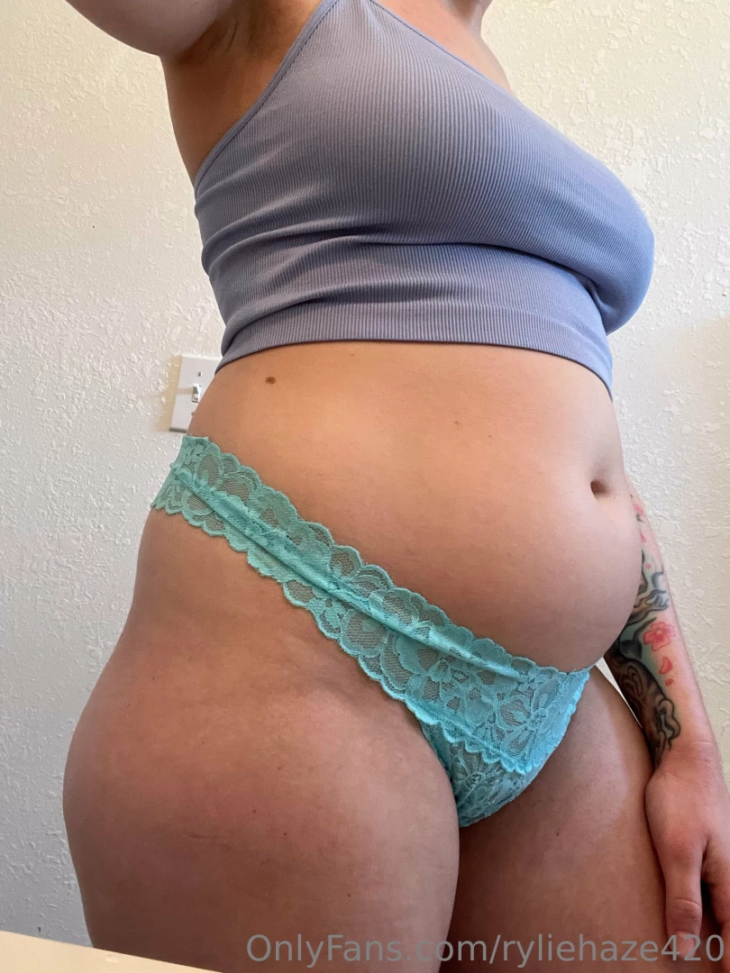 Morning belly chub let s see how bloated i can get by the end of the part 3 