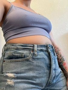 Morning belly chub let s see how bloated i can get by the end of the part 2