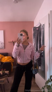 Willst du im bett kuscheln oder drau en auf entdeckungstour gehen