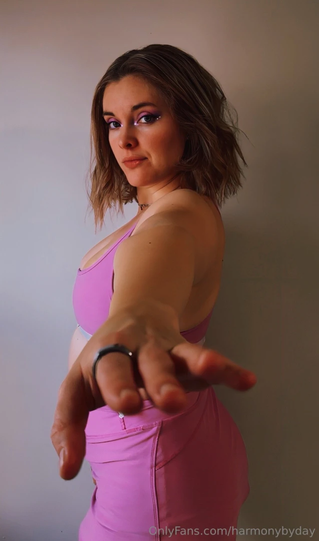 Take my hand and see my best content harmonybynight 