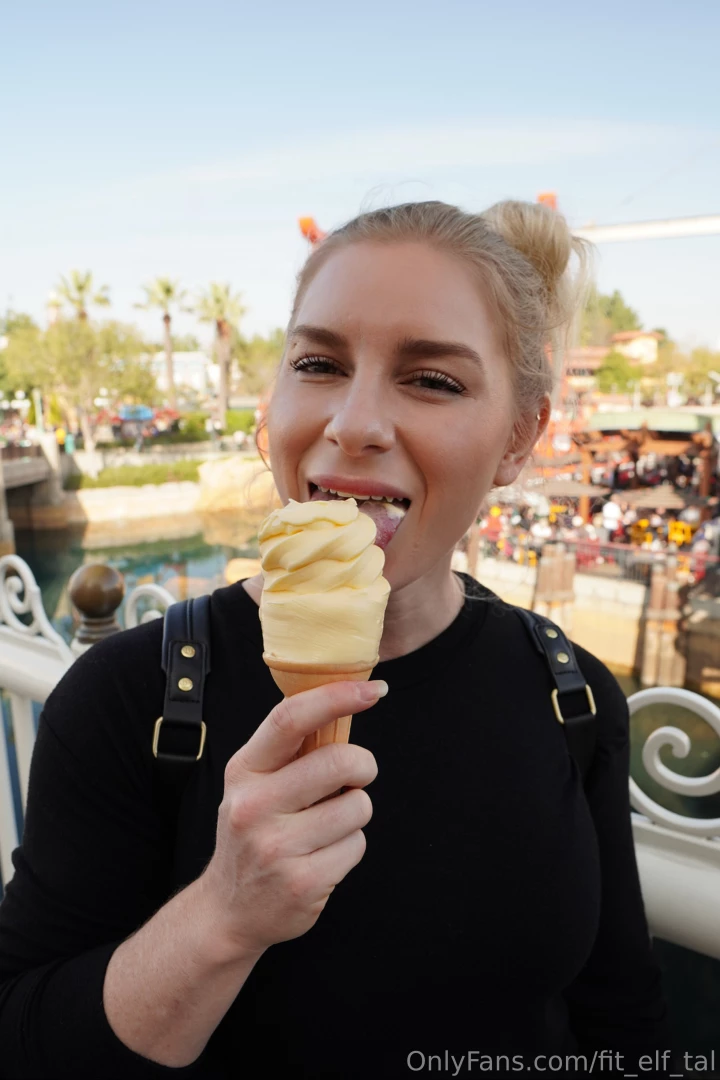 Come lick my cream with me 