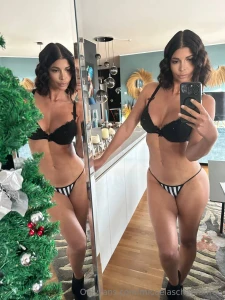 Santa baby i think i m the gift you ve been waiting for