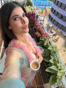 Would you have a coffee with me if i was your neighbor