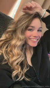 Happy friday my babes i ve got a lot going on currently so i m trying