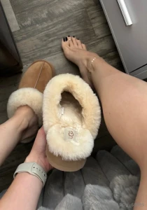 Everyone s getting a response from me tonight been out all day and