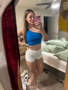 Hope everyone s having a great wednesday got volleyball tomorrow who s