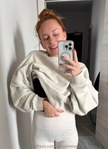 A bundle of camel toes