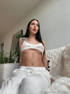 Do you like staring at me