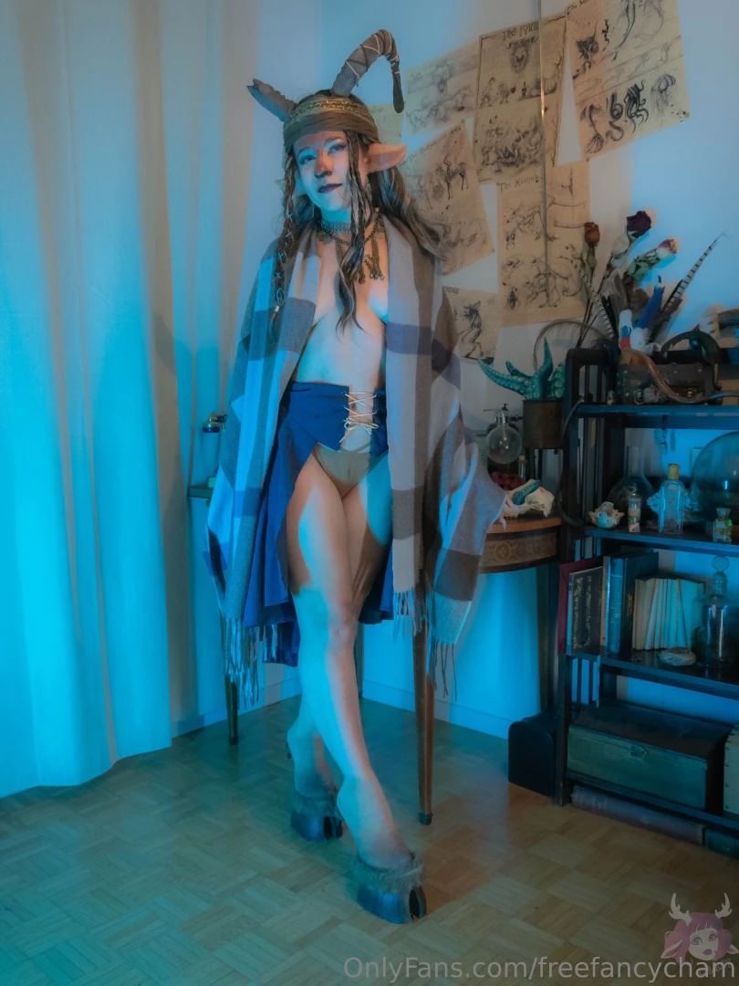 Je ne sais pas si tu avais fait attention mais j ai peu pr s r ussi part 1 