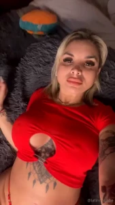 You wanna play with mommy