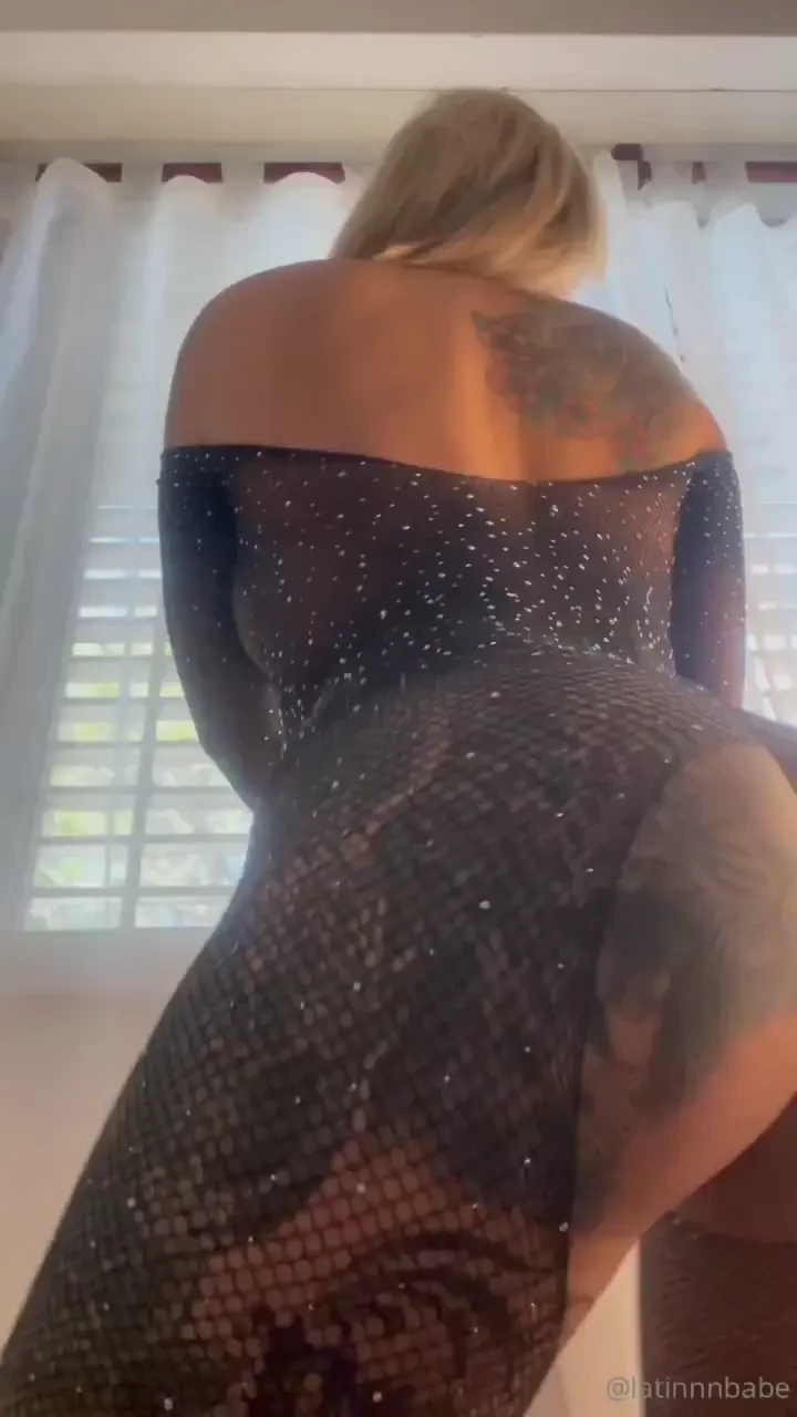 Want a sensual dance i can do a striptease in a private show 