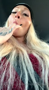 Wish i was licking your cum off my fingers