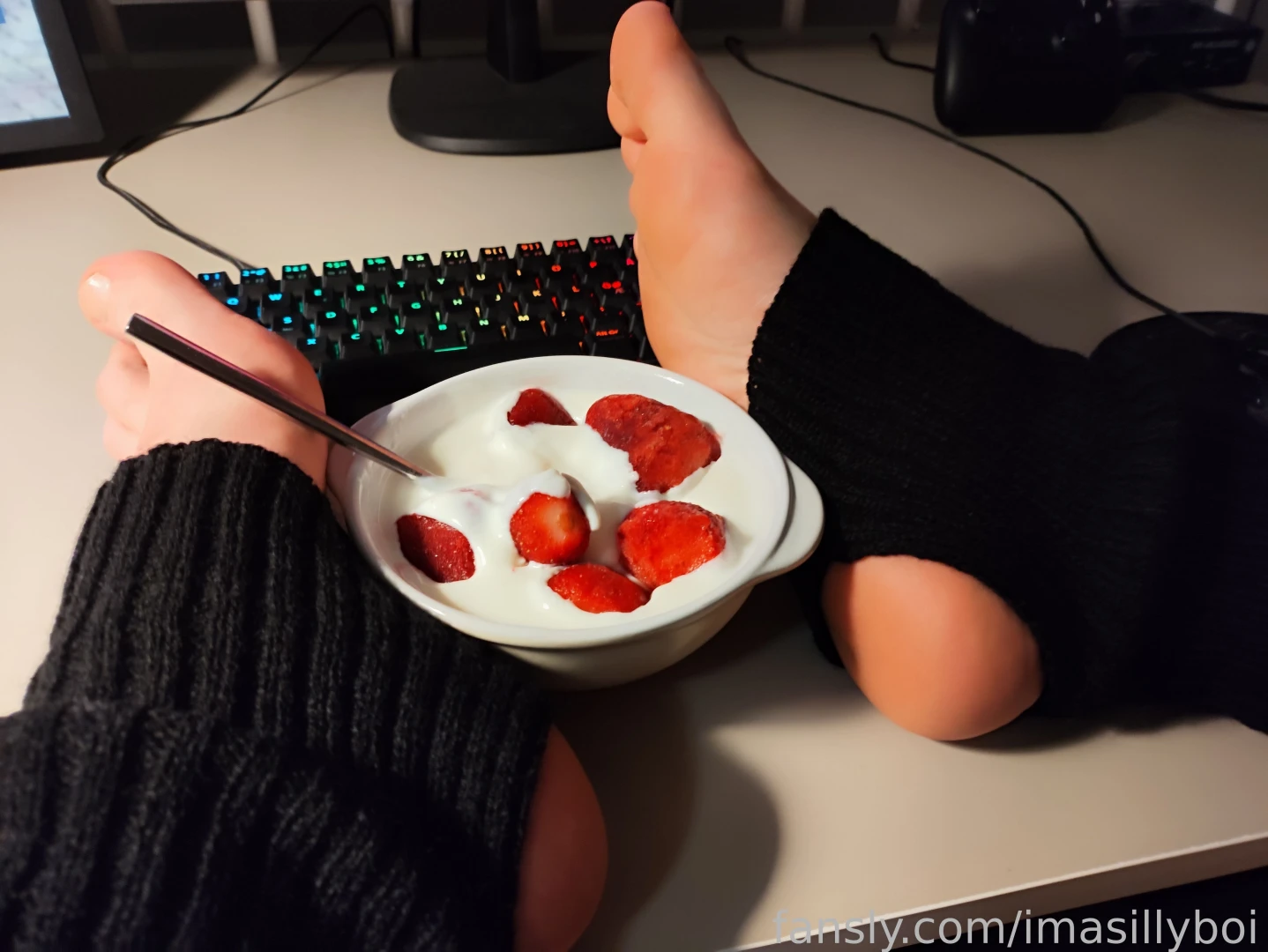 Catboy feet soles femboy 