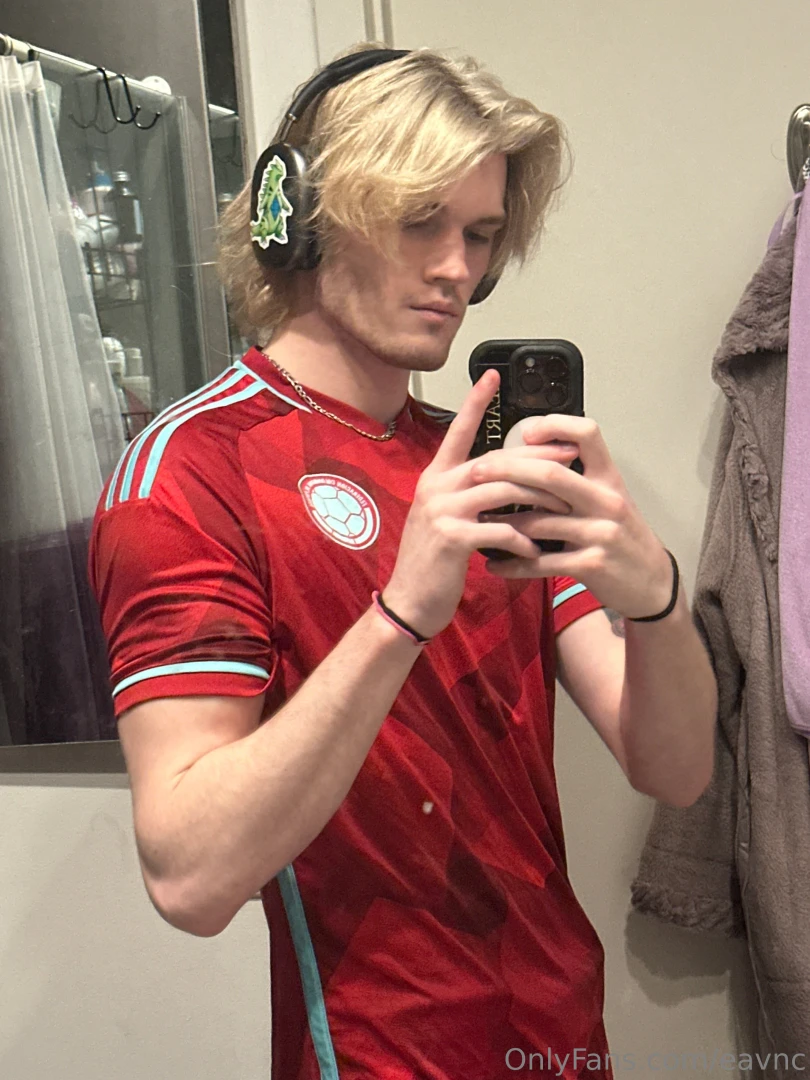 Stay calm it s just me 