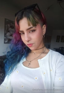 Wildellax wildellax watch my hot and generous shy friend who will not