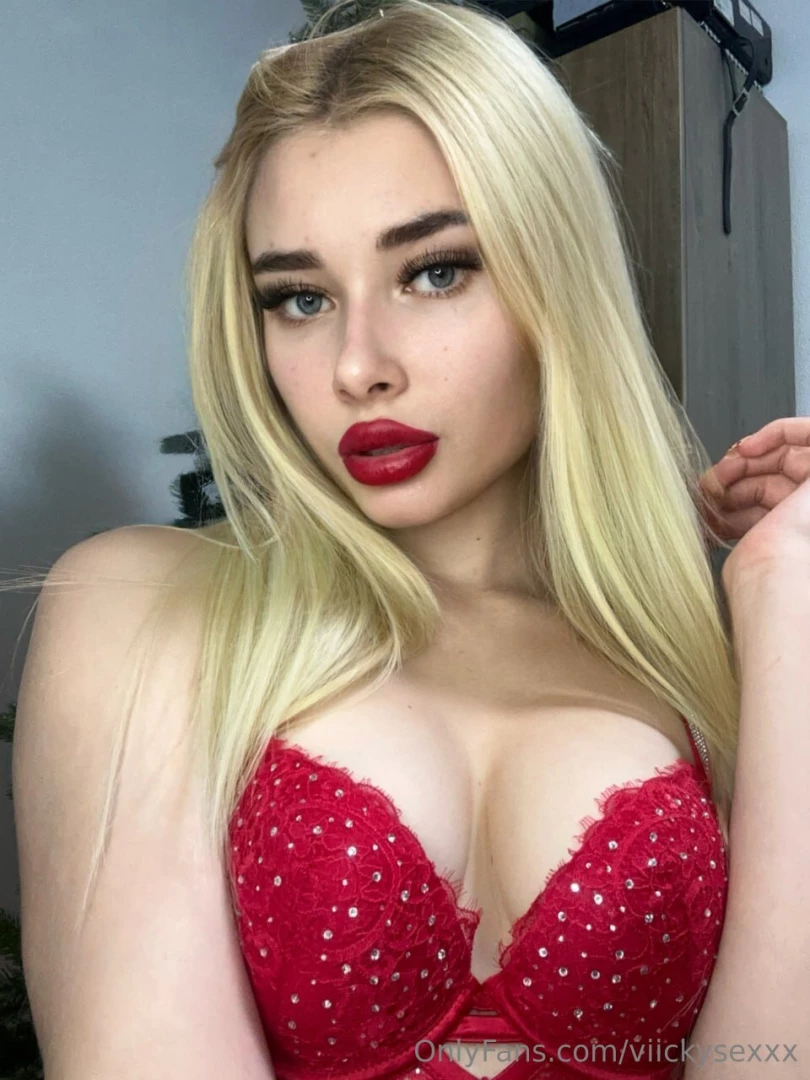 Nikkiesparkle do you want to taste my sweet lips let me show you my part 16 