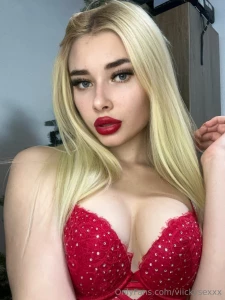 Nikkiesparkle do you want to taste my sweet lips let me show you my part 16