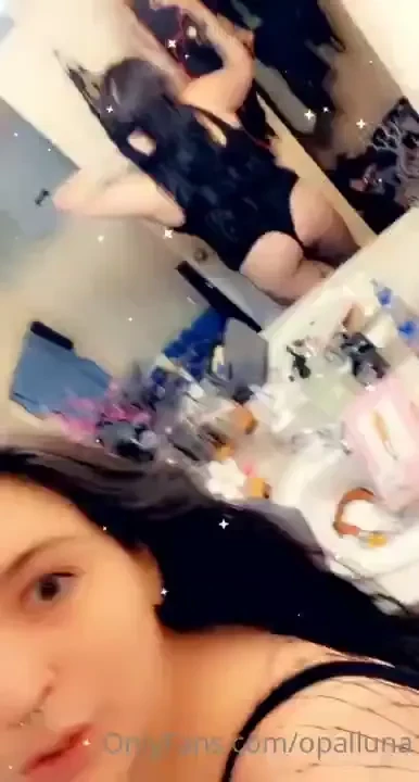 Everyone loves some rave booty 