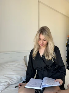 Hi my love tonight is going to be an incredible night i m going to be