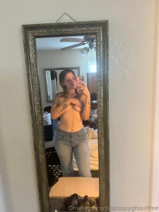 Sos someone take me on a shopping spree i need clothes